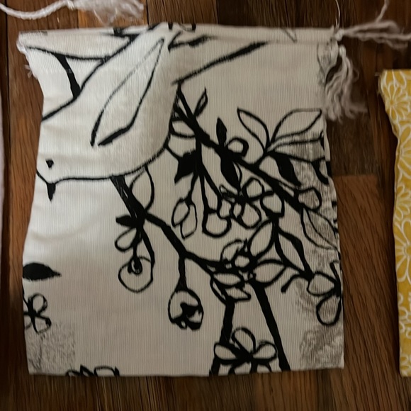 Drawstring bags - Picture 3 of 6